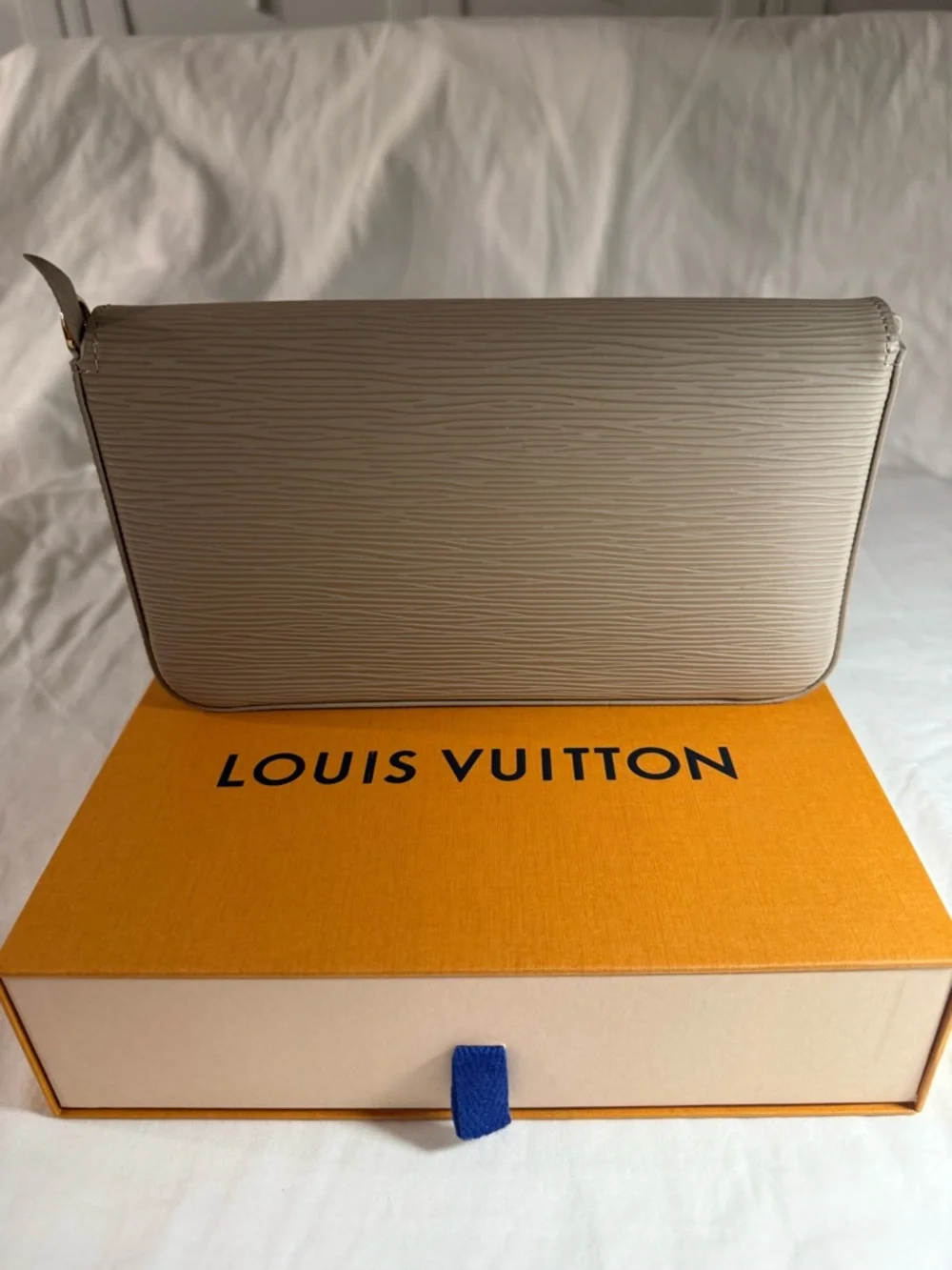 Louis Vuitton PO Felicie GM NV Epi Galette - Picture 2 of 10